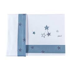 11593e5827b0e1797174ee8aa071600b Picci Lenzuola Letto 3 Pz Ric. Stella Converse Celeste - immagine 1