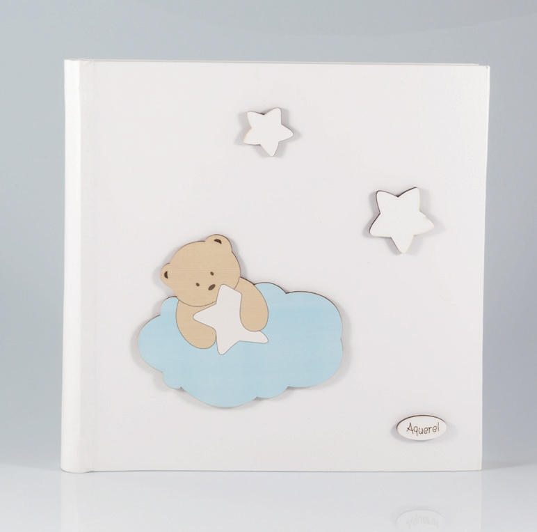 a0d35f6dec48c70666e22032221d1646 DOLCE FIABA ALBUM ECOPELLE BIANCO 30X30 CON DIARIO ORSETTO NUVOLA CELESTE - immagine 1