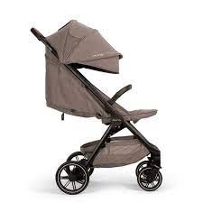 d5cccd25280f5f3856dac884f987e150 Nuna Passeggino TRVL LX incl. parap+borsa trasp.CEDAR ecopelle chocolate - immagine 1
