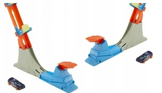 e4f7119358b942515f3800b23077218f Hot Wheels Pista delle Acrobazie - Vertical Power Launch - immagine 1